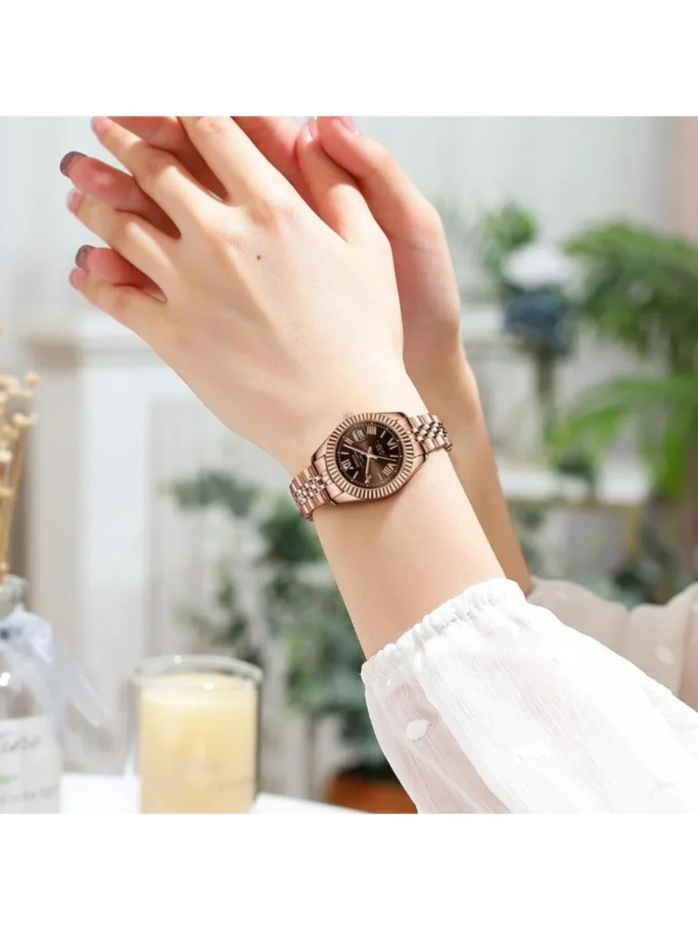 Elegant Women's Analog Quartz Watch - Gold & Silver Stainless Steel, Waterproof